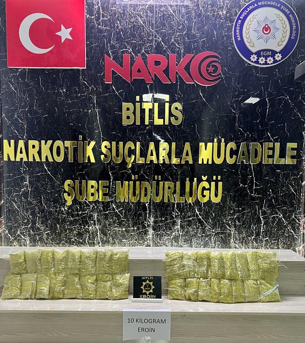 10 kilogram eroini bakın nasıl taşıdılar?