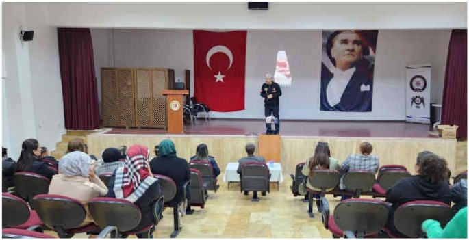 Ağın'da En İyi Narkotik Polisi Anne Projesi anlatıldı