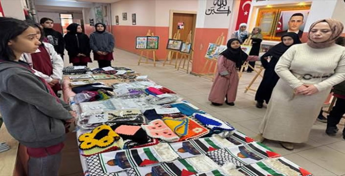 Ağrı'daki okullarda Filistin için kermes düzenleniyor