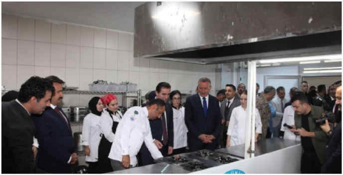 Ahlat'ta Gastronomi ve Mutfak Sanatları Bölümü'nün Uygulama Mutfağı açıldı