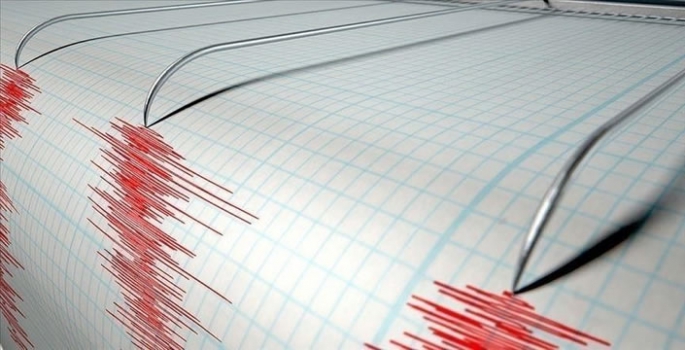 Antalya'da korkutan  deprem