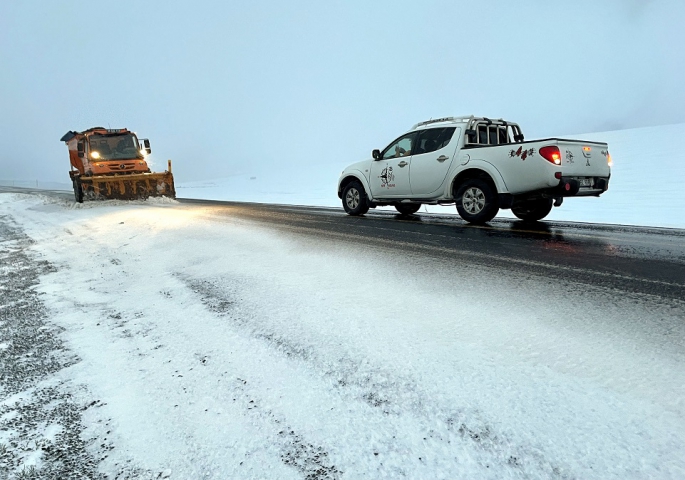 Ardahan'da kar ve sis ulaşımı aksatıyor