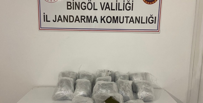 Bingöl'de 19 kilo 930 gram esrar ele geçirildi