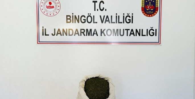 Bingöl'de 7 kilo 976 gram esrar ele geçirildi