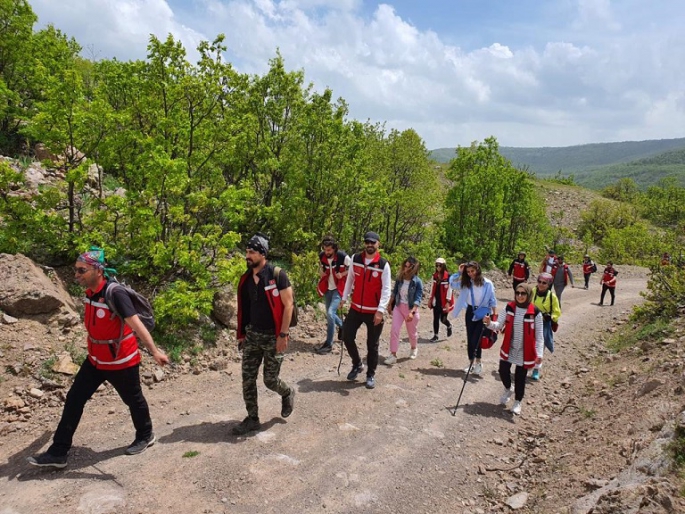 Bingöl'de yürüyüş etkinliği yapıldı