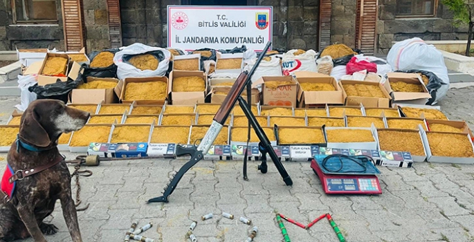 Bitlis'te 1100 kilogram tütün ile 2 ruhsatsız av tüfeği ele geçirildi