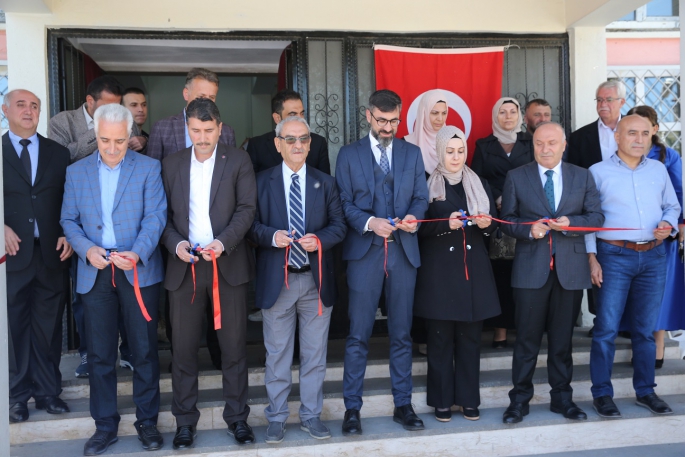 Bitlis'te kursiyerlerin yaptığı eserler sergilendi