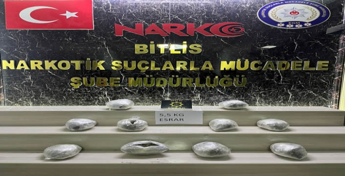 Bitlis'te takside 5 kilo 518 gram esrar ele geçirildi