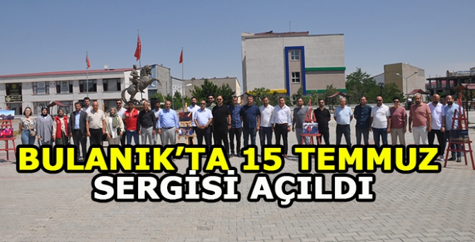 Bulanık'ta 15 Temmuz konulu fotoğraf sergisi açıldı