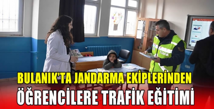 Bulanık'ta jandarma ekiplerinden öğrencilere trafik eğitimi