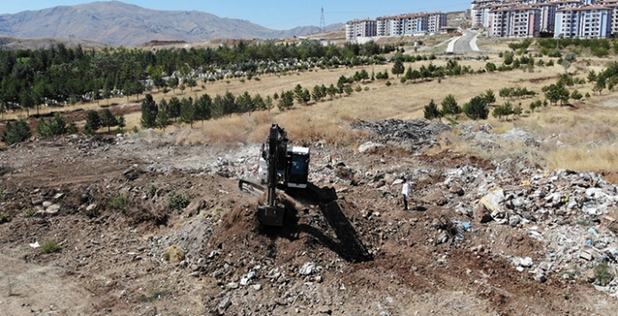 Doğanşehir'de deprem konutları için alternatif yol çalışması yapılıyor