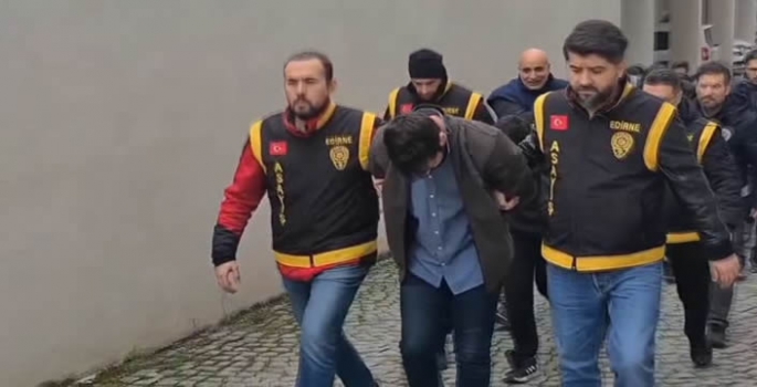 Edirne'de sahte internet sitelerinden 5 ayda 193 kişiyi dolandıran 12 şüpheli tutuklandı