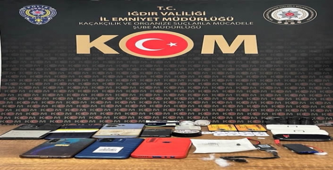 Ehliyet sınavında kopya çekmeye çalışanlara yönelik operasyon