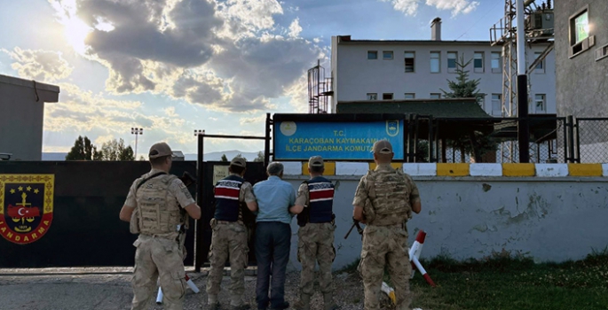 Erzurum'da 10 yıldır aranan firari cinayet zanlısı yakalandı