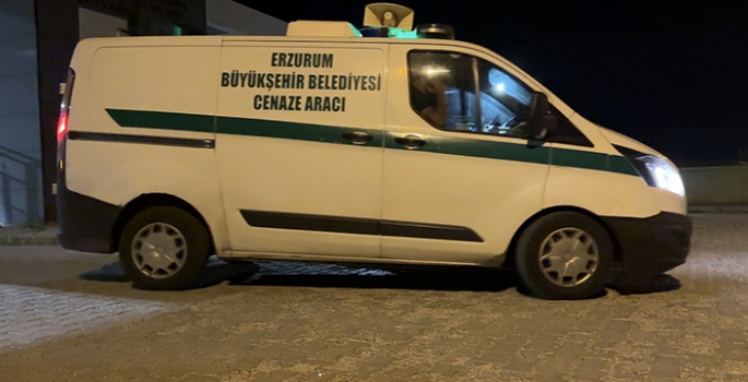 Erzurum'da babasını ve babasının arkadaşını av tüfeğiyle öldüren zanlı tutuklandı