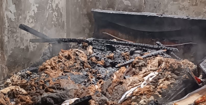 Erzurum'da çıkan yangında müstakil ev kullanılamaz hale geldi