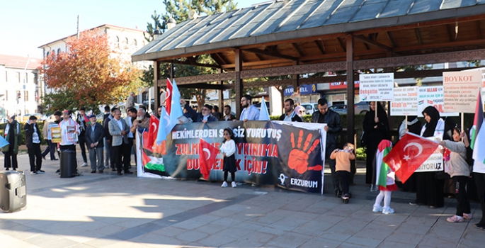 Erzurum'da sağlık çalışanları Gazze için 47'nci kez yürüdü