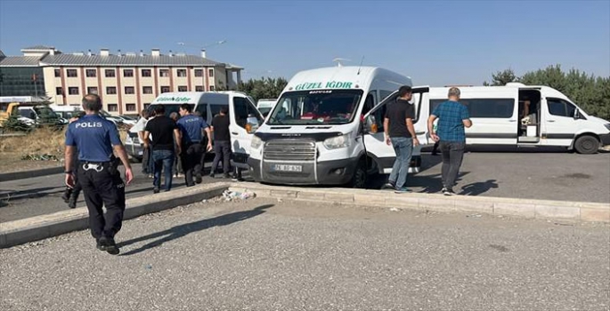 Erzurum'da silahlı satırlı kavgada dehşet saçtılar