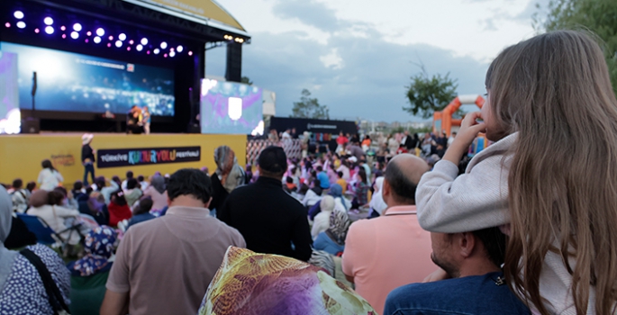 Erzurum Kültür Yolu Festivali konser ve etkinliklerle devam ediyor