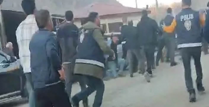 Erzurum Uzundere'de çıkan kavgada 3 kişi yaralandı