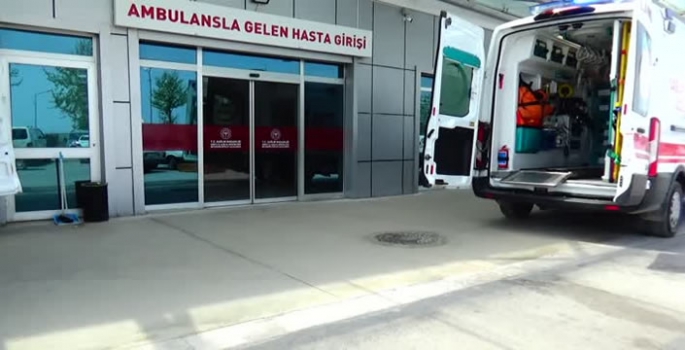 Evin penceresinden düşen 3 yaşındaki çocuk yaralandı