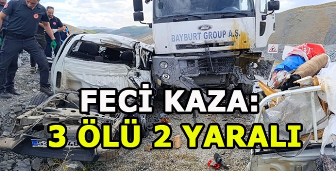 Feci kaza: 3 ölü 2 yaralı