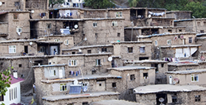 Fotoğraf tutkunları Bitlis'teki taş evleri görüntüledi