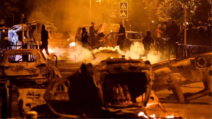 Fransa'da Protestoların Faturası Ağır Oldu! 