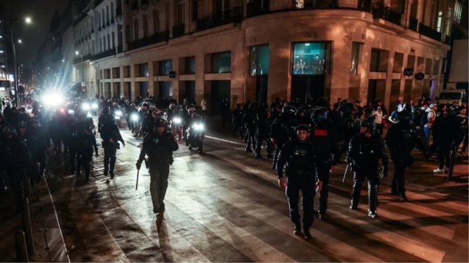 Fransa'daki protestolar İsviçre'ye de sıçradı