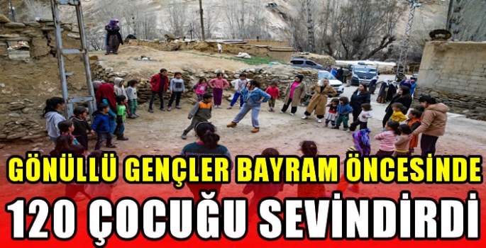 Gönüllü gençler, bayram öncesinde 120 çocuğu sevindirdi