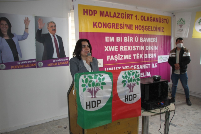 HDP Malazgirt İlçe Kongresi yapıldı