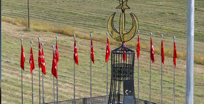 Iğdır'da Dilucu Şehitleri Anıtı törenle açıldı