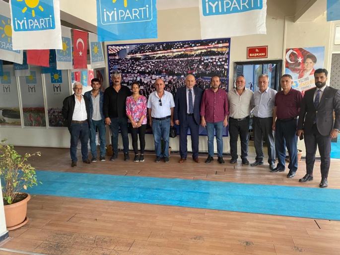 İYİ Parti Muş Milletvekili aday adayı Öndeş, Muş İl ve  İlçe Teşkilatlarını ziyaret etti 