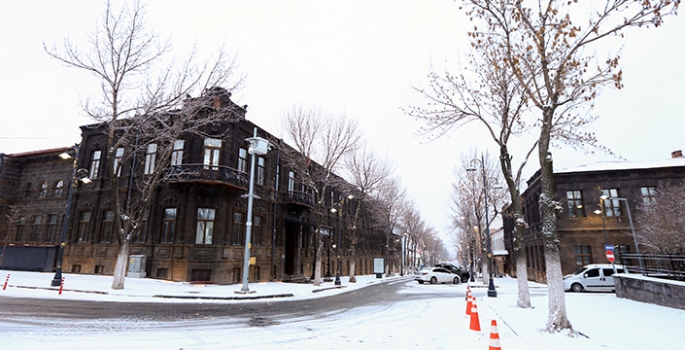 Kars ve Ağrı'da kar yağışı etkili oldu