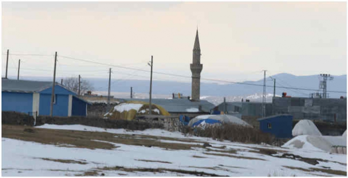 Kars ve Tunceli'de kar ve soğuk etkili oluyor