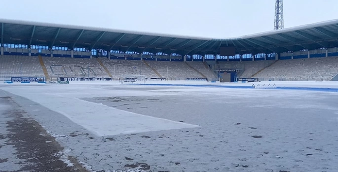 Kazım Karabekir Stadı yarınki Erzurumspor FK-Iğdır FK maçına hazır hale getiriliyor