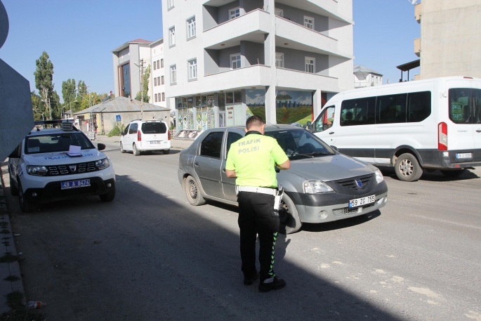 Malazgirt’te Okulların İlk Gününde Okul Servisleri Denetlendi