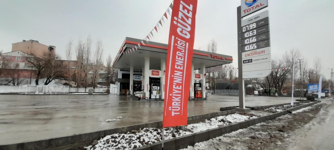 Malazgirt’te Total Petrol Açıldı