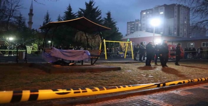  Maltepe'de uyuşturucu operasyonunda yakalanan 3 zanlıdan 1'i tutuklandı