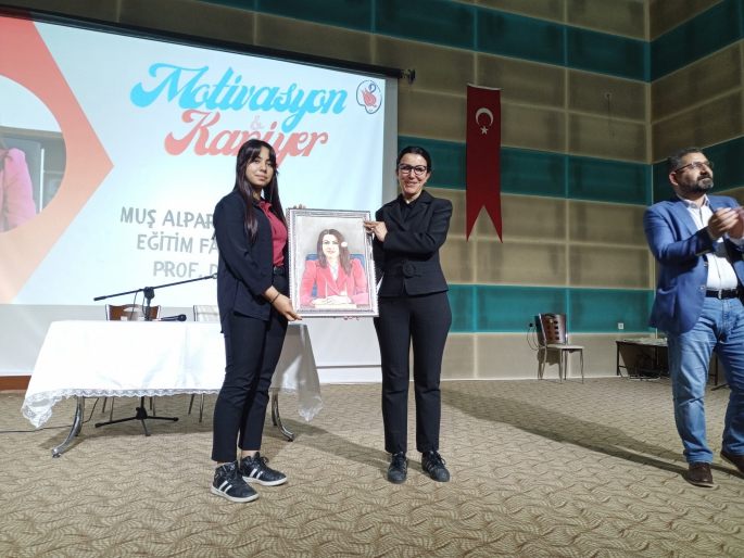 MAUN'dan Lise Öğrencilerine motivasyon ve kariyer semineri