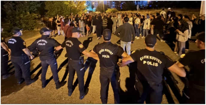 Muş bulvarında feci kaza: Üniversite öğrencisi öldü!