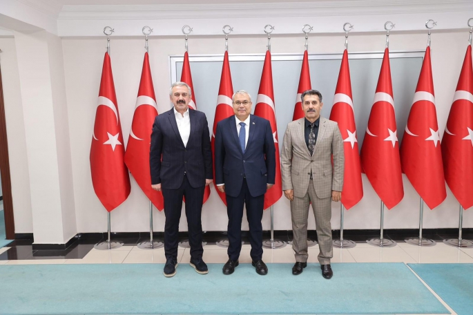 Muş Vakfı Başkanı Eroğlu’ndan Vali Gündüzöz’e ziyaret