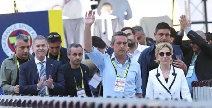 Son Dakika: Fenerbahçe'de Ali Koç yeniden başkan! 