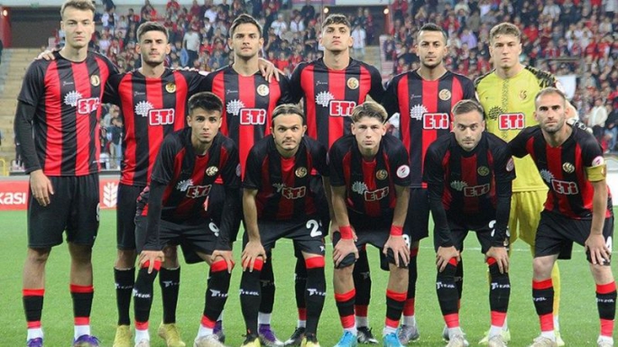 Süper Lig'in efsane kulübü Amatör Lig'e düştü!