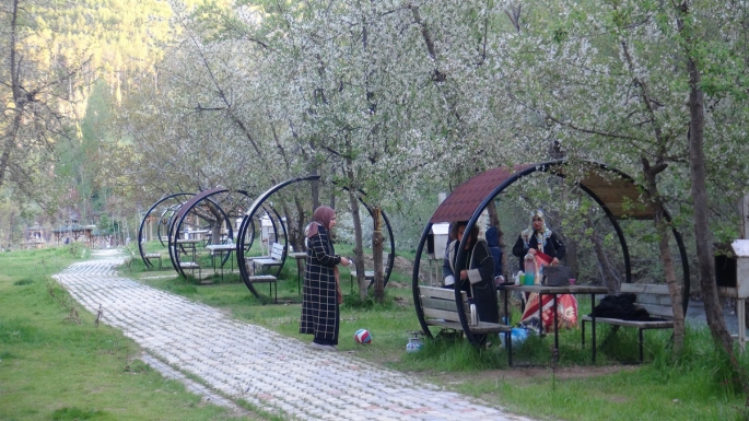 Tatvan'da yeni yapılan mesire alanı ilgi görüyor