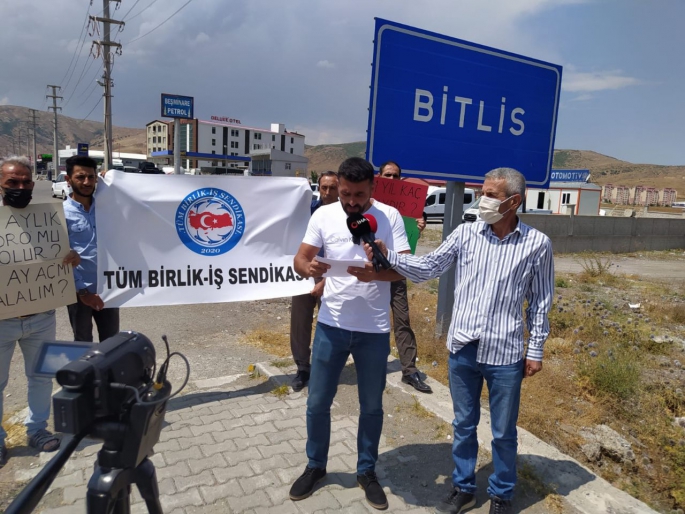 Tüm Birlik İş Sendikası Bitlis Teşkilatı Basın Açıklaması Yaptı