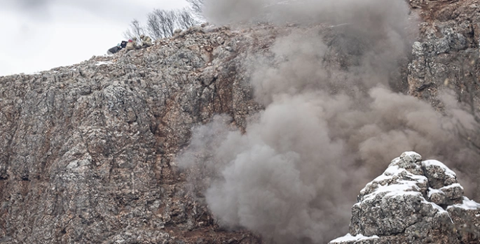 Tunceli'de patlayıcı madde kullanarak kaçak kazı yapan 5 şüpheli yakalandı