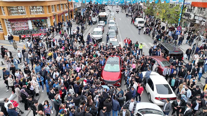 Türkiye'nin yerli otomobili Togg, Sivas'ta tanıtıldı