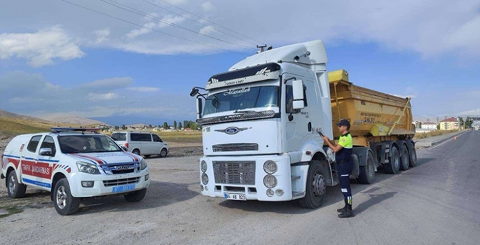 Van'da 164 araç trafikten men edildi