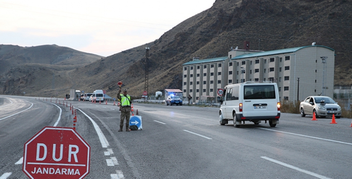 Van'da sınır hattında düzensiz göçle mücadele sürüyor